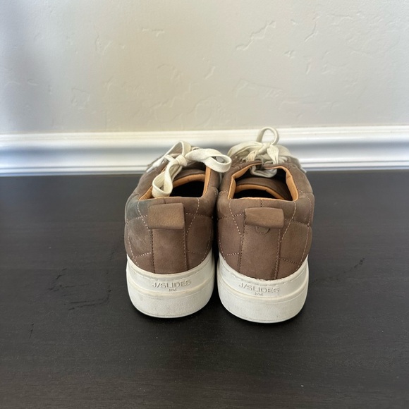 J/Slides NYC Quilted Platform Sneaker - Picture 8 of 9